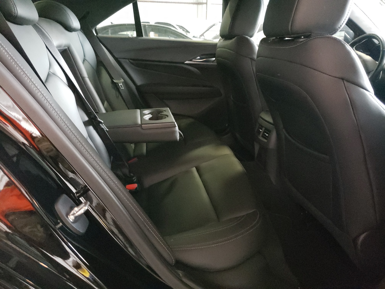 Cadillac CT4 Luxury 2020 VIN 1G6DJ5RK3L0141636